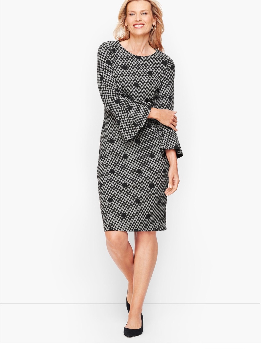 0049 Talbots Petite Houndstooth Knit Skirt - Black & Light Gray
